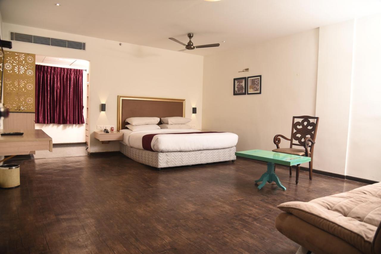 Hotel Sabareesh Park Madurai Extérieur photo